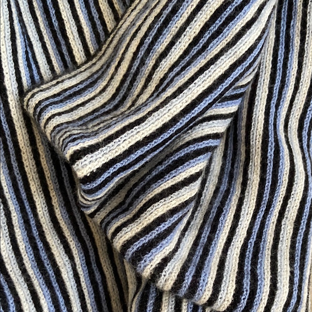 Missoni Blue and White Striped Scarf - Picture 3 of 4